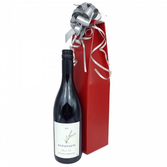 Alpataco, Pinot Noir, 2018 Wine Gift
