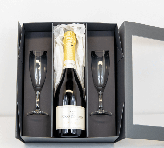 Portuguese Baga grape Sparkling Wine gift set with glasses