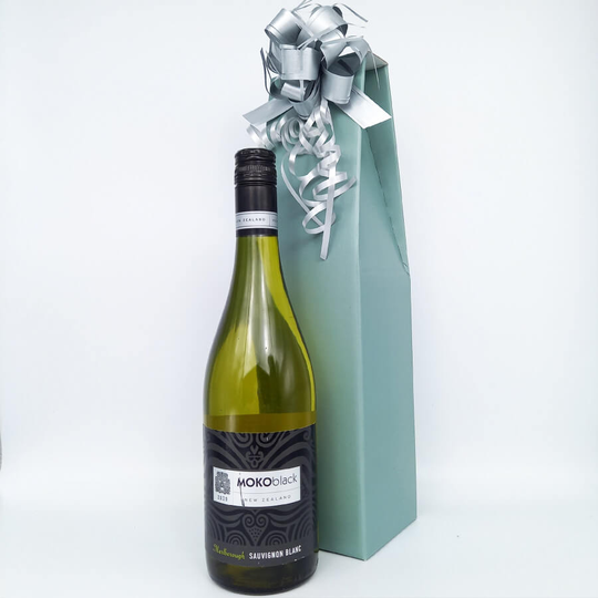 MokoBlack, Sauvignon Blanc, 2020 Wine Gift