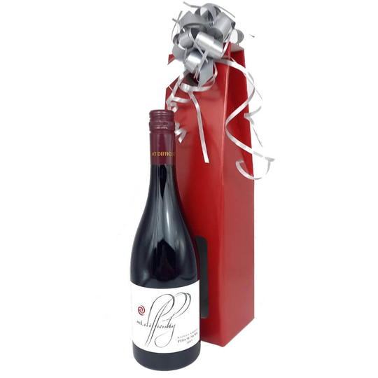 Mt. Difficulty Bannockburn Pinot Noir 2018/19 Red Wine with GiftBox
