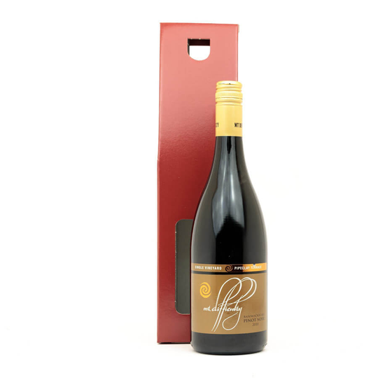 Mt. Difficulty, Pinot Noir Pipeclay, 2010 with GiftBox
