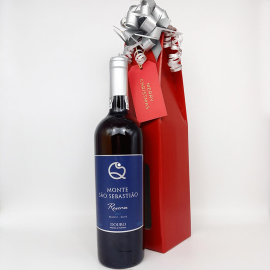 Monte Sao Sebastiao: White Reserva, 2017 Christmas Wine Gift