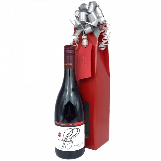 Mt. Difficulty, Packspur Pinot Noir, 2011 Christmas Wine Gift