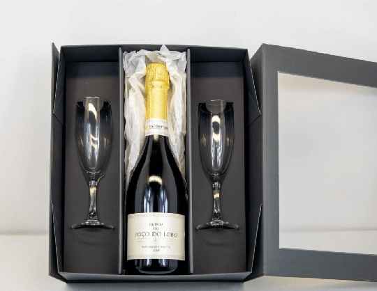Portuguese Arinto / Chardonnay Sparkling Wine Gift set with glasses